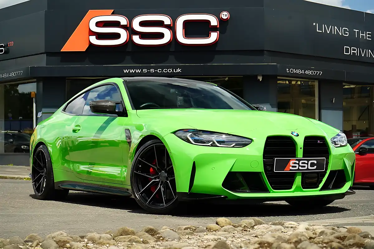 Used 2023 BMW M4 Competition Verde Mantis - Front View