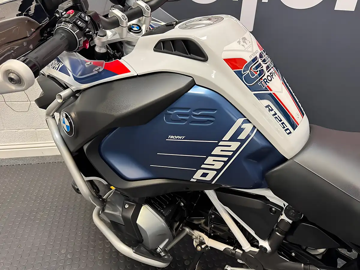 Used 2023 BMW R 1250 Gs Adventure - Interior and Exterior details 18