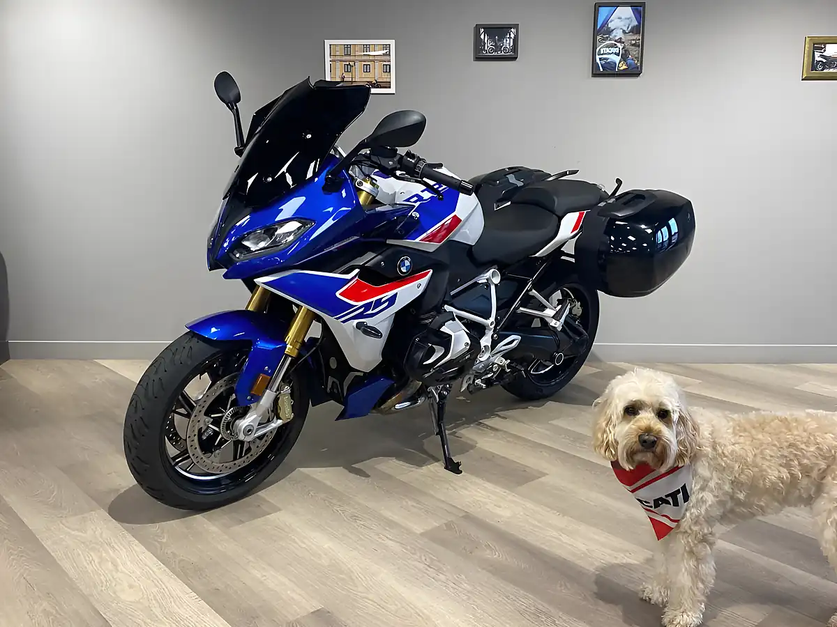 Used 2023 BMW R 1250 RS Se - Interior and Exterior details 4