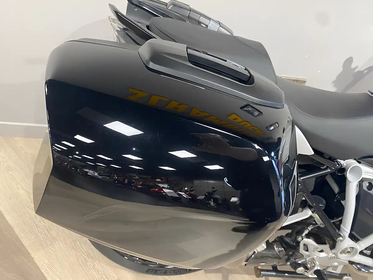 Used 2023 BMW R 1250 RS Se - Interior and Exterior details 7