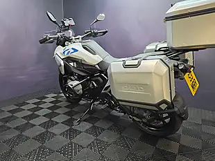 Used 2023 BMW R 1300 Gs White - Interior and Exterior details 12