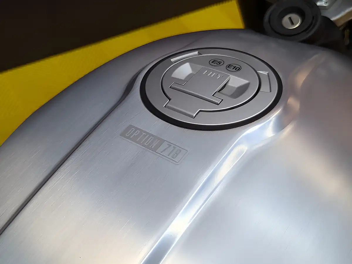 Used 2023 BMW R Ninet Option 719 Brushed Aluminium - Interior and Exterior details 15