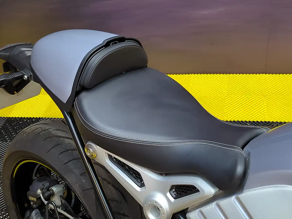Used 2023 BMW R Ninet Option 719 Brushed Aluminium - Interior and Exterior details 17