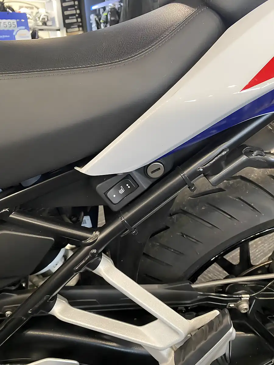 Used 2023 BMW R1250 Se - Interior and Exterior details 12