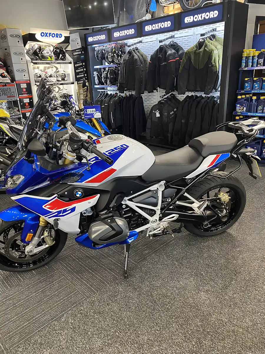 Used 2023 BMW R1250 Se - Interior and Exterior details 3