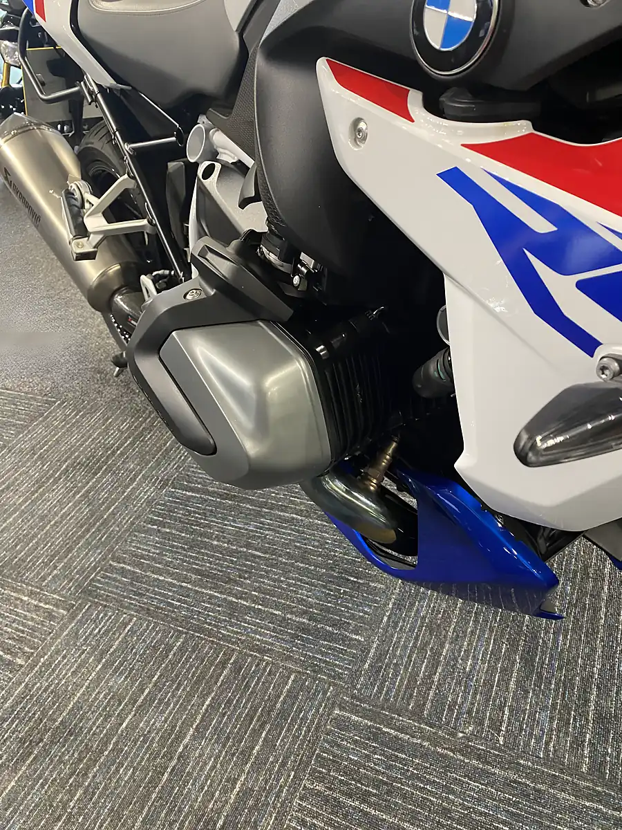 Used 2023 BMW R1250 Se - Interior and Exterior details 8