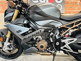 Used 2023 BMW S 1000 R Sport Blue - Interior and Exterior details 16