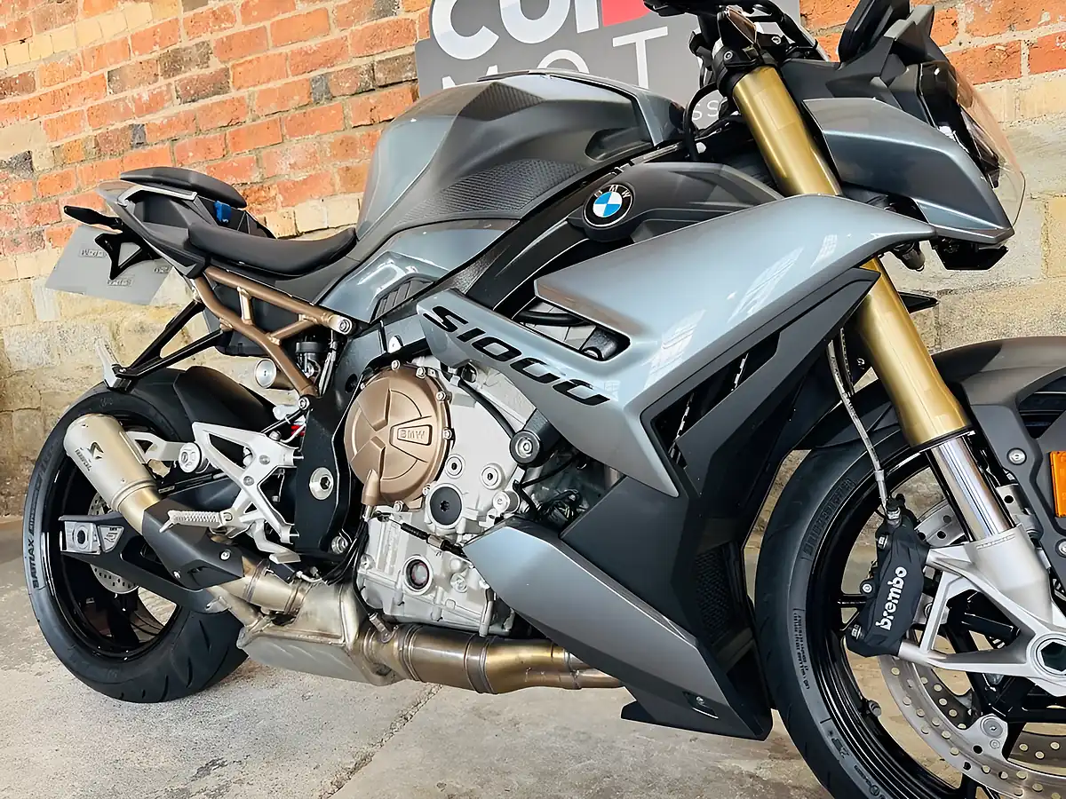 Used 2023 BMW S 1000 R Sport Blue - Interior and Exterior details 6