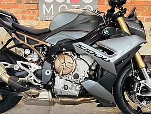 Used 2023 BMW S 1000 R Sport Blue - Interior and Exterior details 7