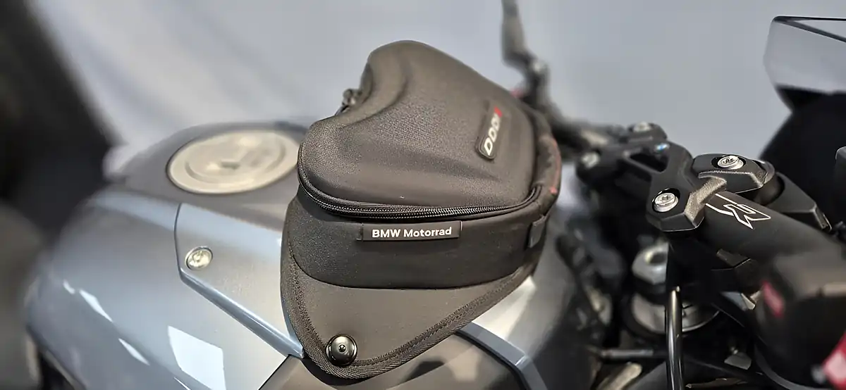 Used 2023 BMW S 1000 R Sport Bluestone Metallic - Interior and Exterior details 9