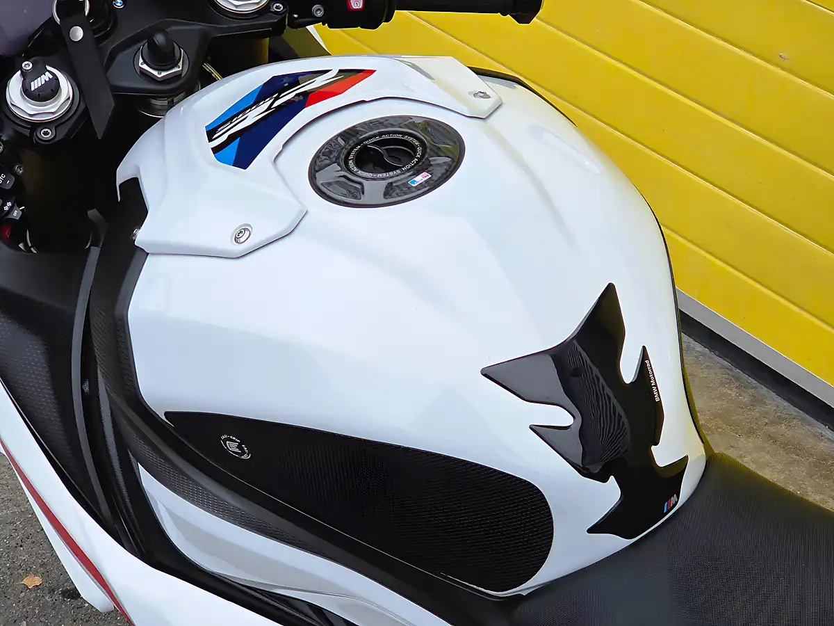 Used 2023 BMW S 1000 Rr M Sport Multi-Coloured - Interior and Exterior details 20