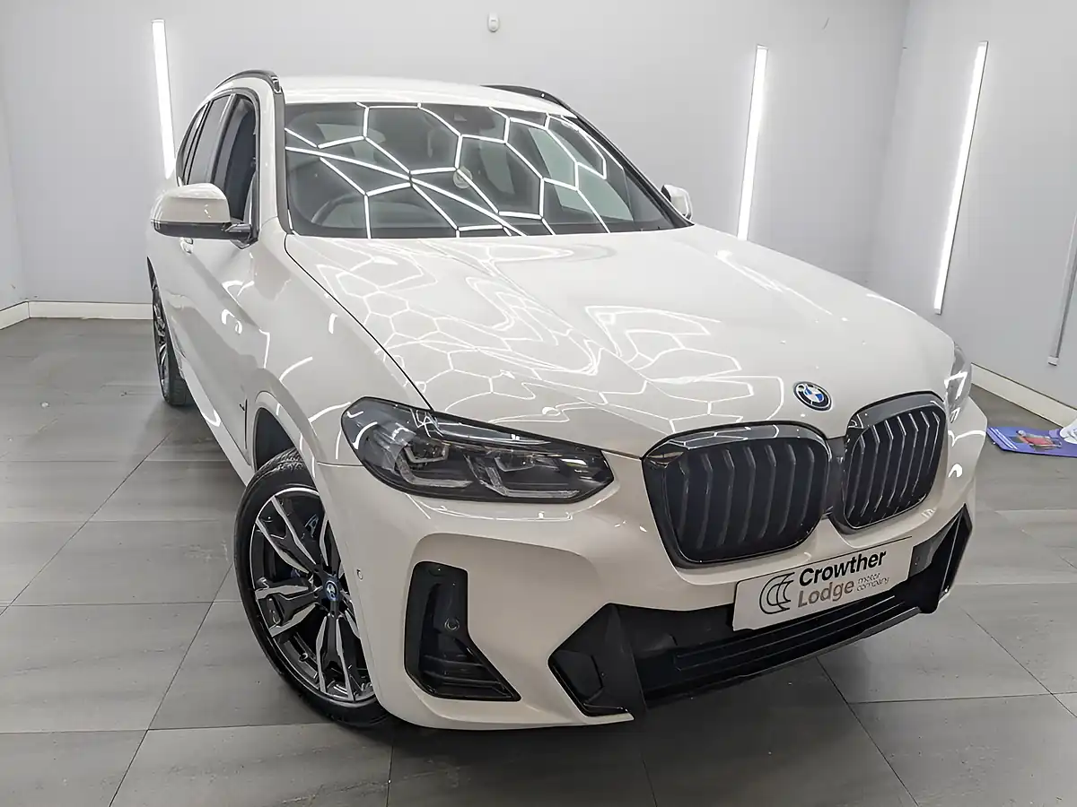 Used 2023 BMW X3 M Sport White - Front View