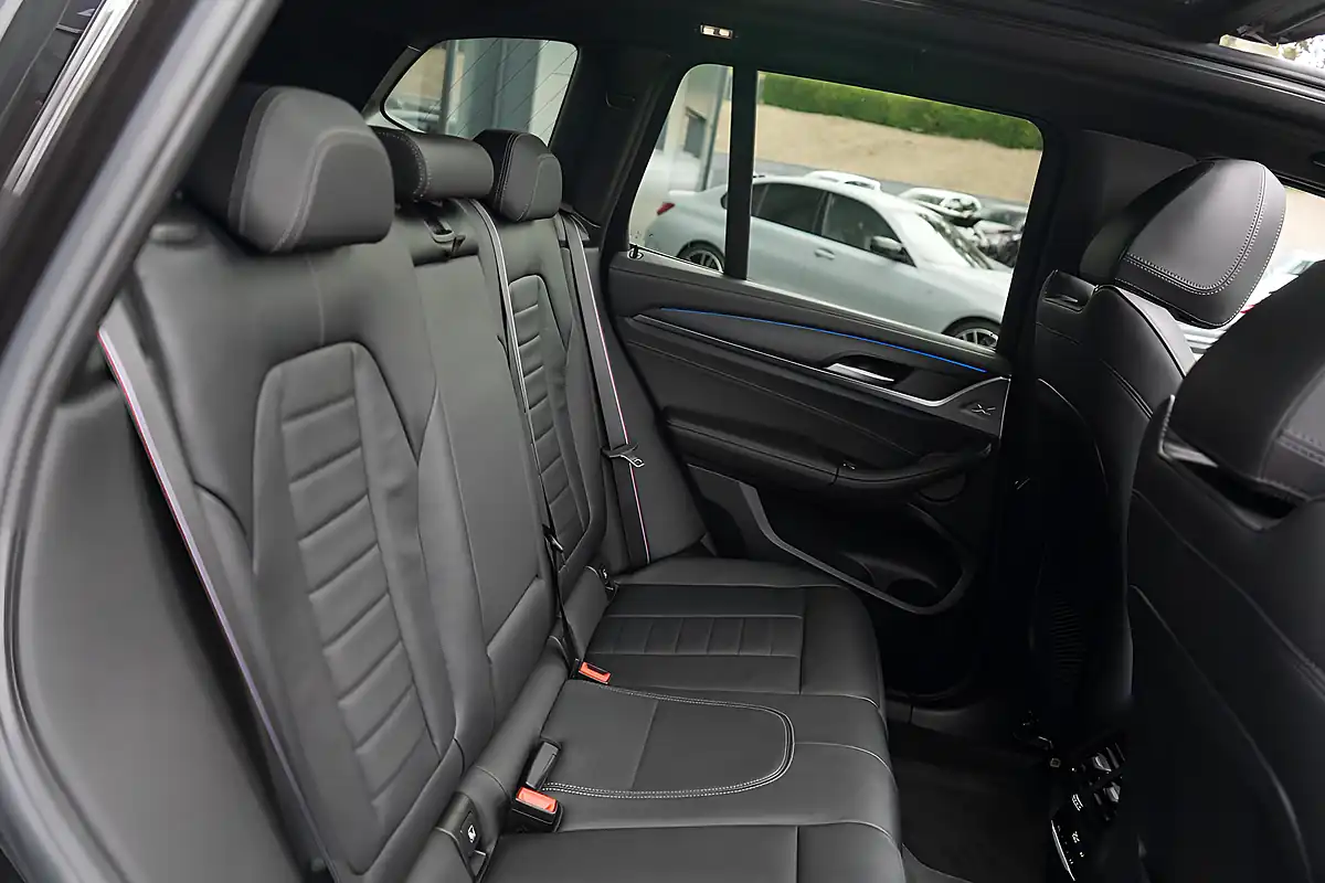 Used 2023 BMW X3 M40d Sophisto Grey - Interior and Exterior details 19