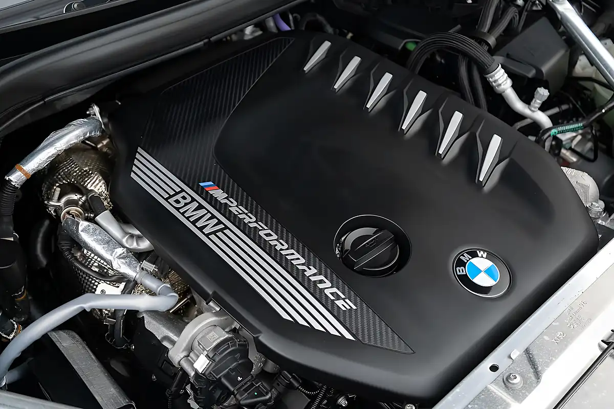 Used 2023 BMW X3 M40d Sophisto Grey - Interior and Exterior details 20