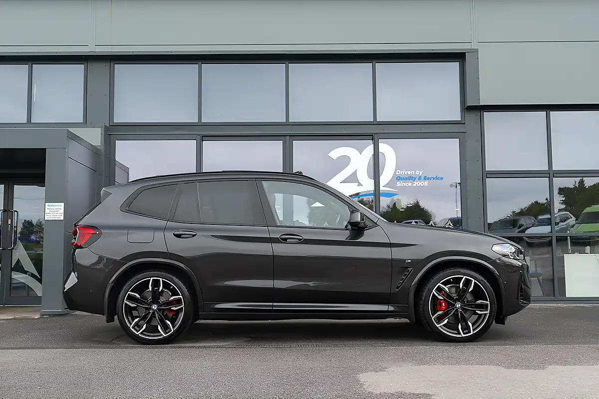 Used 2023 BMW X3 M40d Sophisto Grey - Interior and Exterior details 3