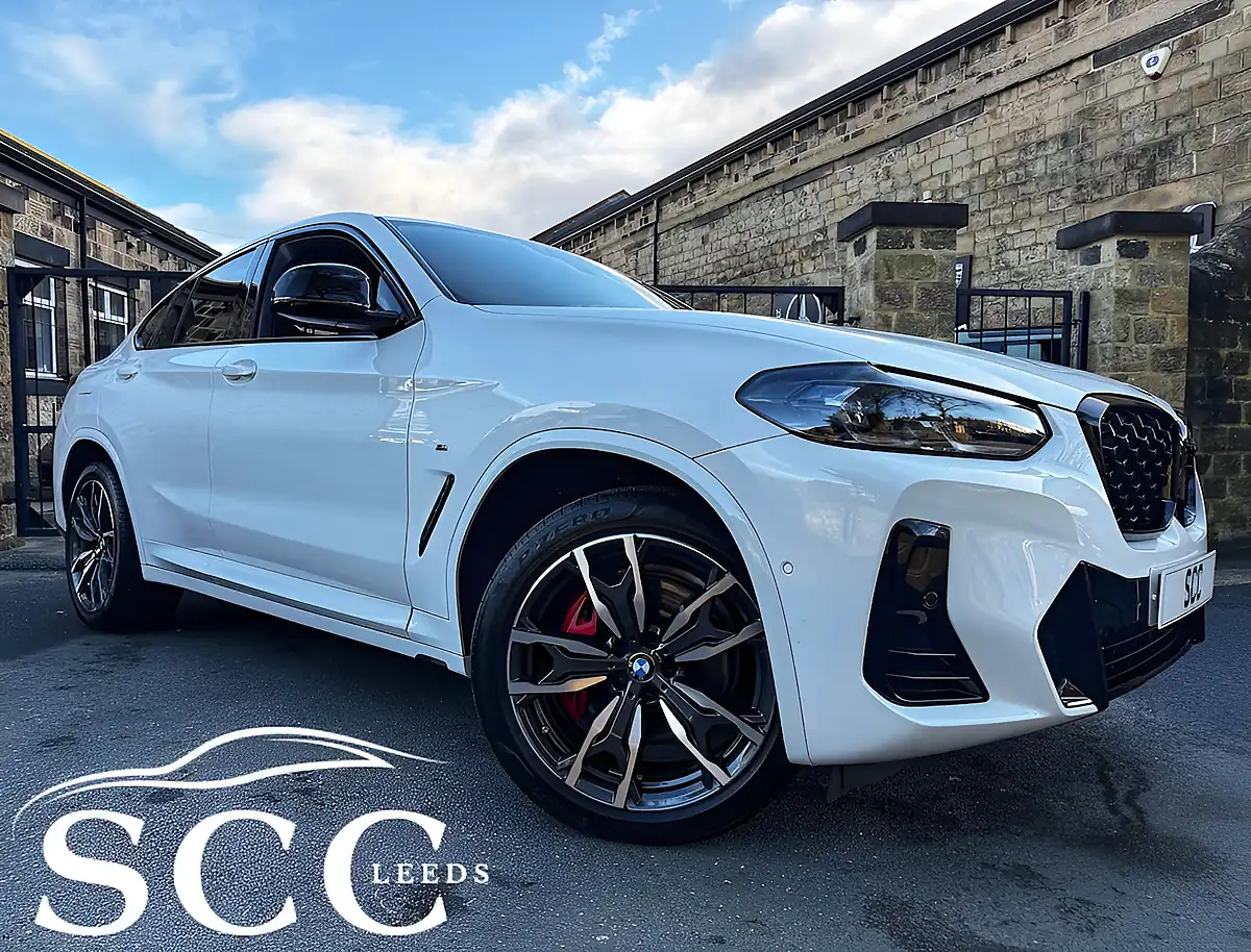 Used 2023 BMW X4 M Sport Pro Alpine White - Front View