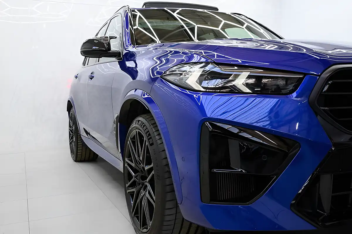 Used 2023 BMW X5 M Competition Blue - Interior and Exterior details 7