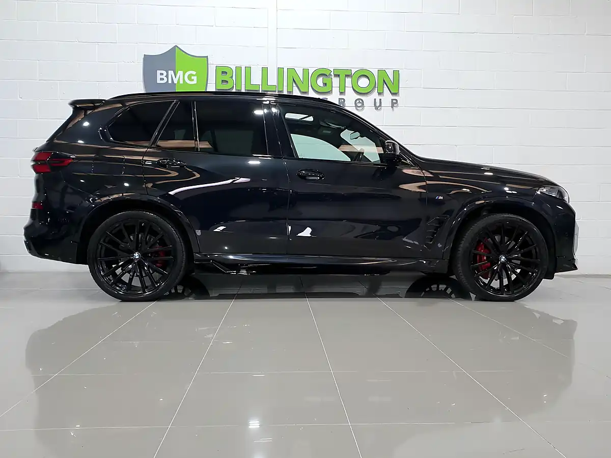 Used 2023 BMW X5 M Sport Black - Interior and Exterior details 8