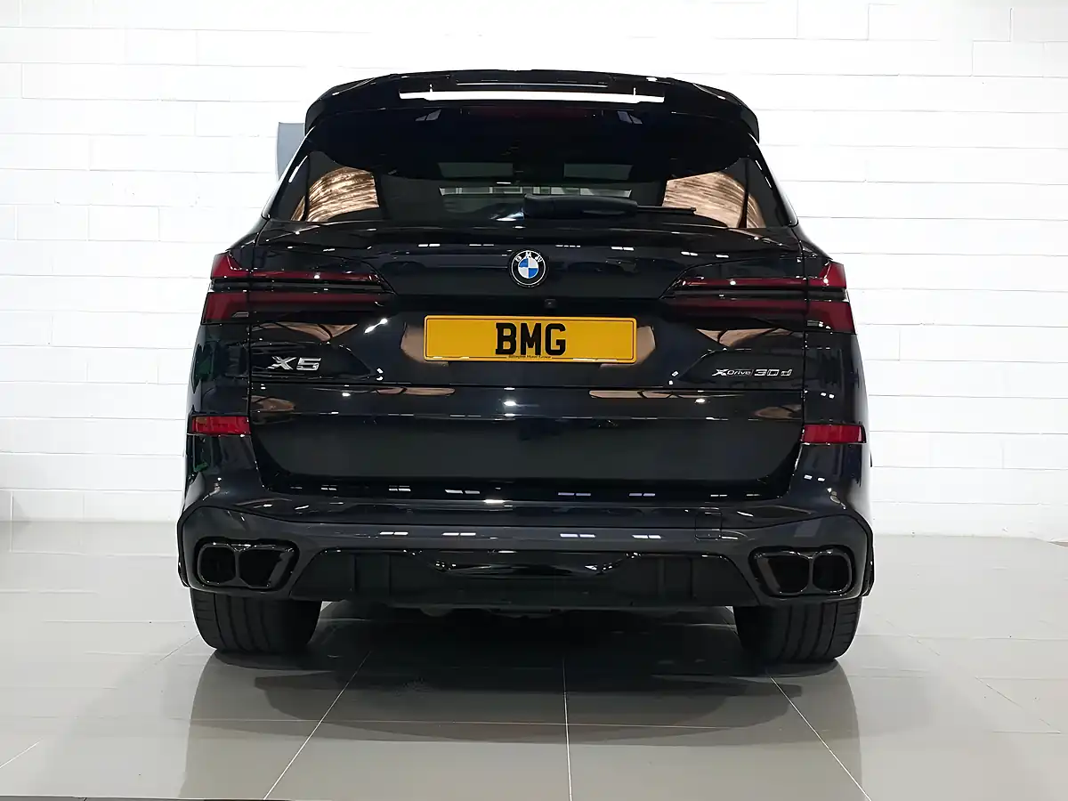 Used 2023 BMW X5 M Sport Black - Interior and Exterior details 6