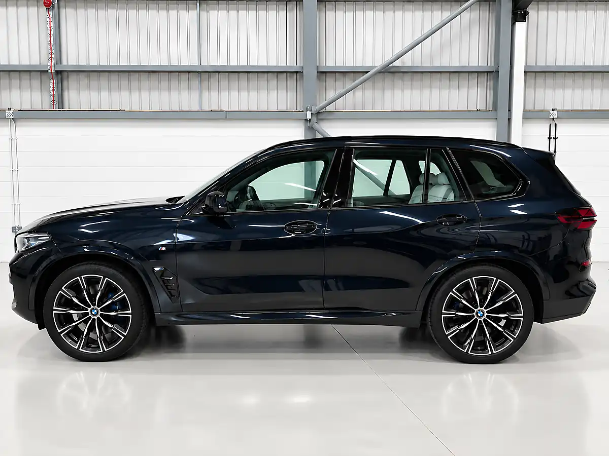 Used 2023 BMW X5 M Sport Black - Interior and Exterior details 5