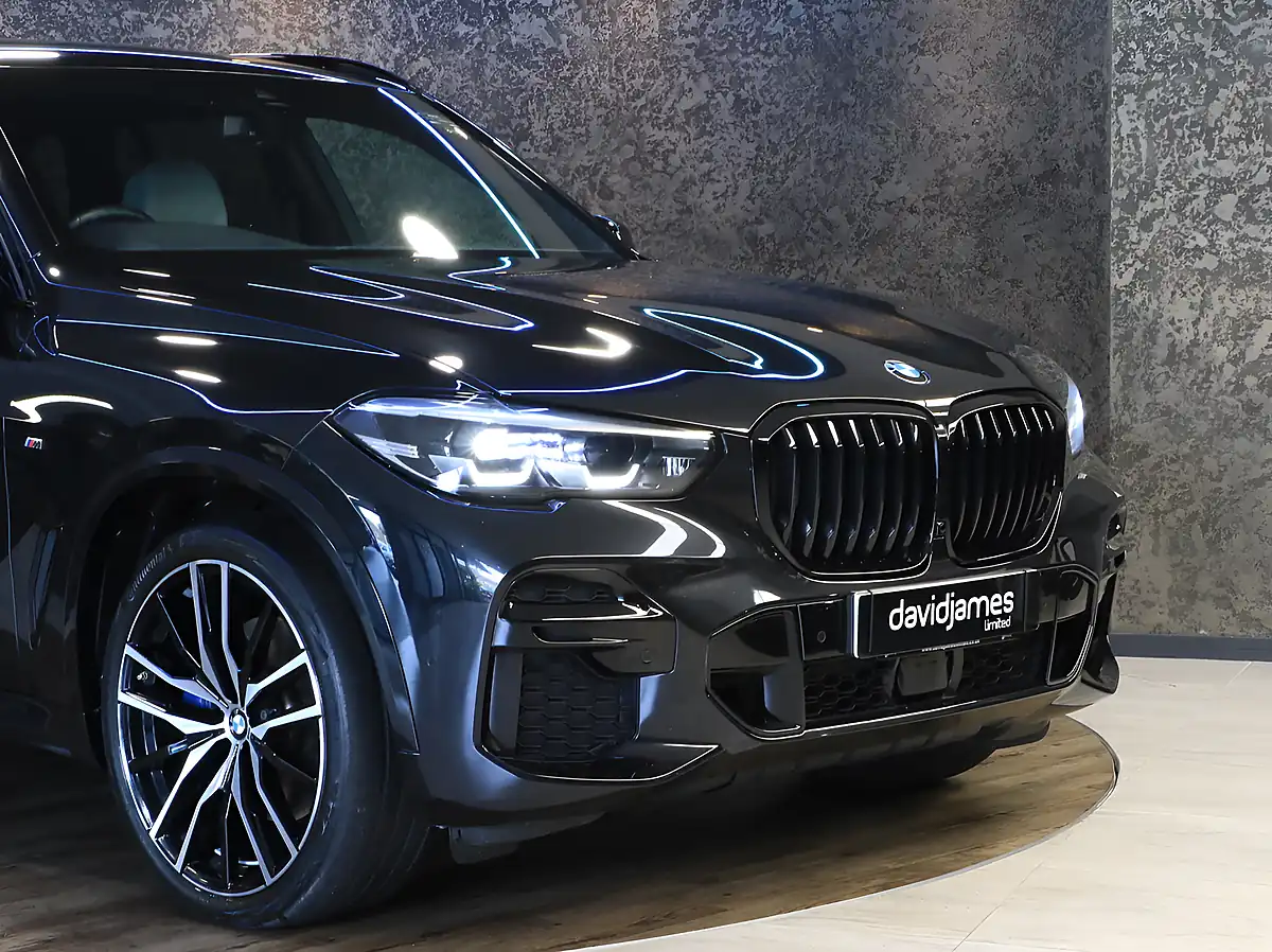 Used 2023 BMW X5 M Sport Black Sapphire Metallic Paint - Interior and Exterior details 12