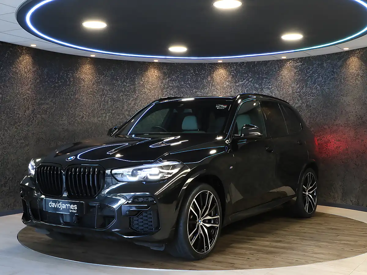 Used 2023 BMW X5 M Sport Black Sapphire Metallic Paint - Interior and Exterior details 6
