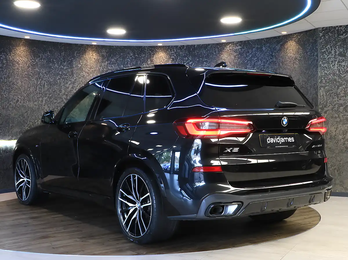 Used 2023 BMW X5 M Sport Black Sapphire Metallic Paint - Interior and Exterior details 8