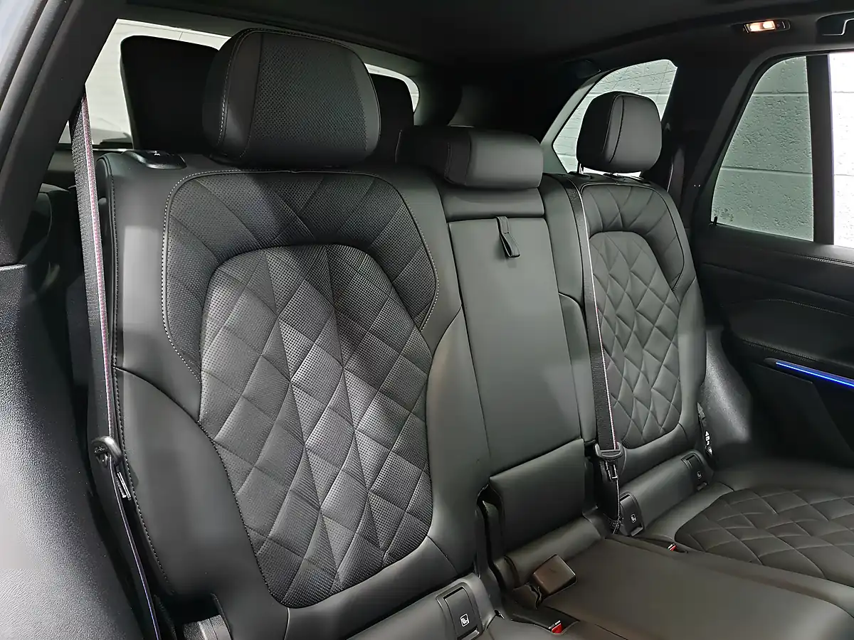 Used 2023 BMW X5 M Sport Brooklyn Grey - Interior and Exterior details 15