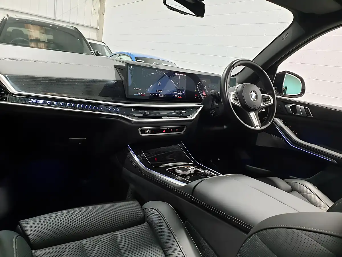 Used 2023 BMW X5 M Sport Brooklyn Grey - Interior and Exterior details 16