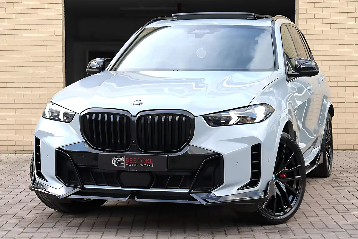 Used 2023 BMW X5 M Sport Brooklyn Grey - Front View