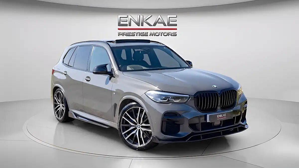 Used 2023 BMW X5 M Sport Dravit Grey - Front View