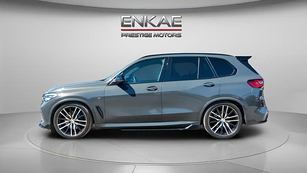Used 2023 BMW X5 M Sport Dravit Grey - Interior and Exterior details 6