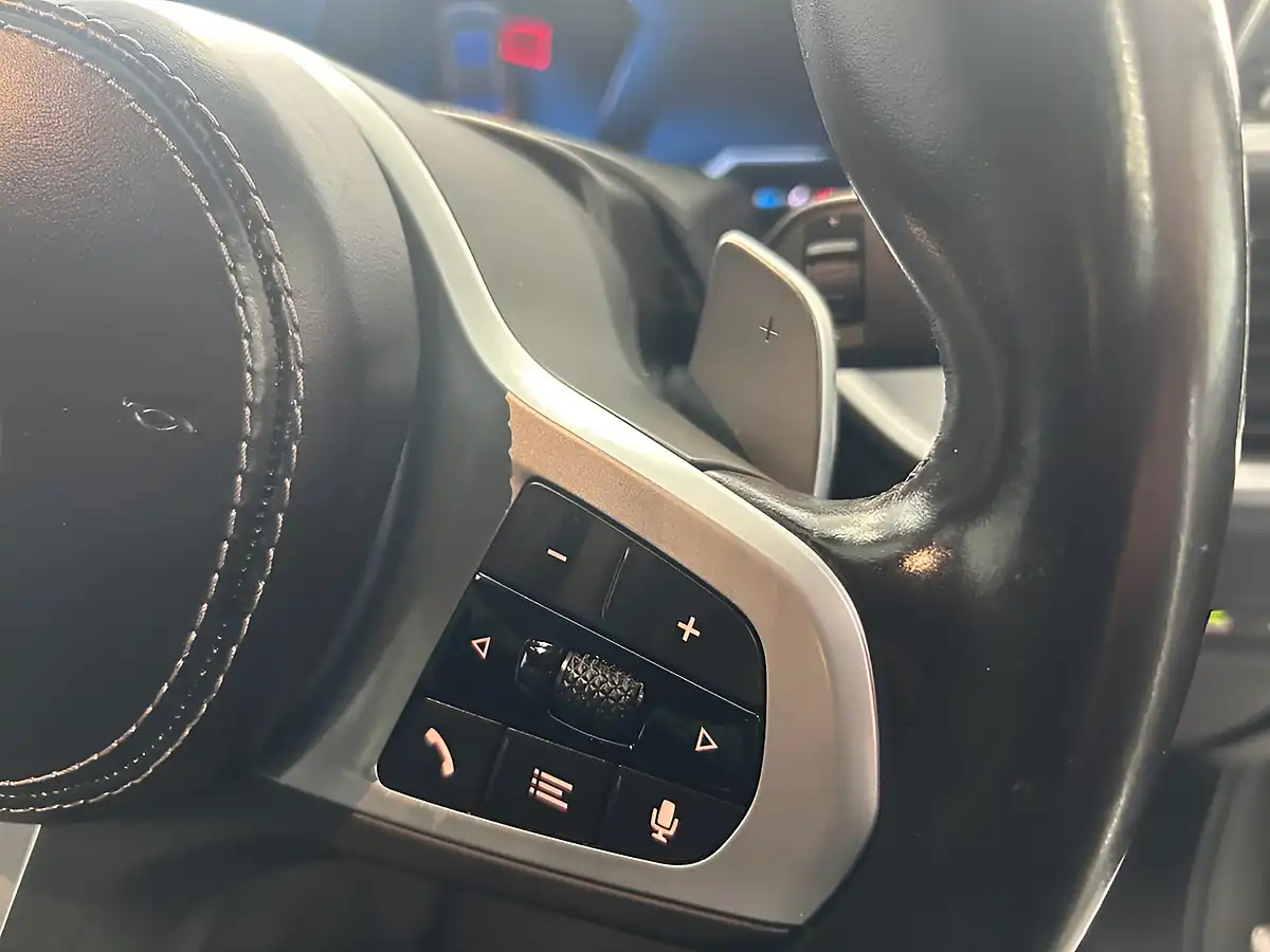 Used 2023 BMW X5 M Sport Green - Interior and Exterior details 11