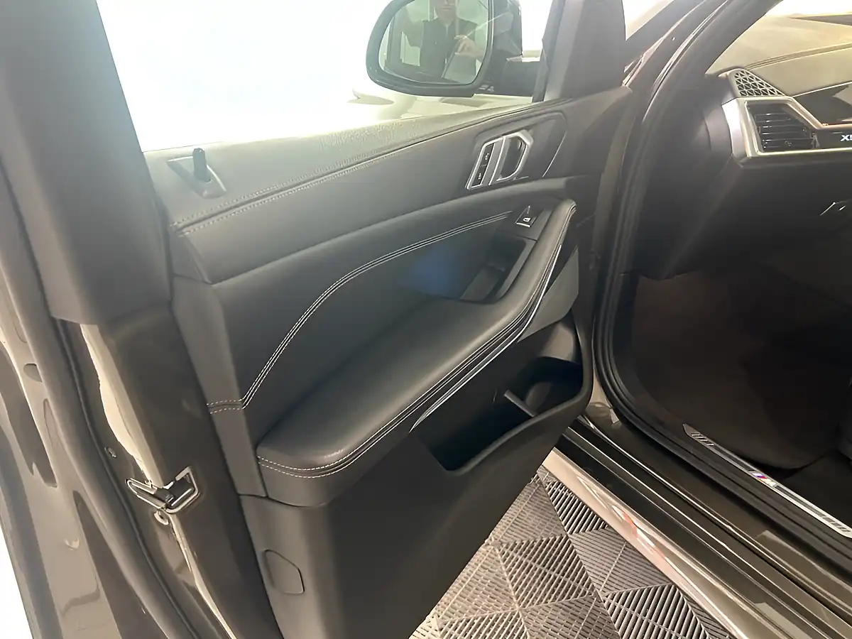 Used 2023 BMW X5 M Sport Green - Interior and Exterior details 19