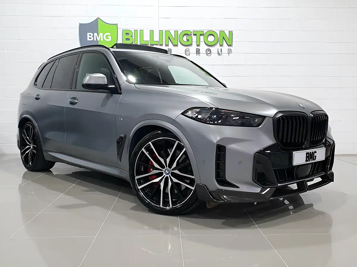 Used 2023 BMW X5 M Sport Grey - Front View