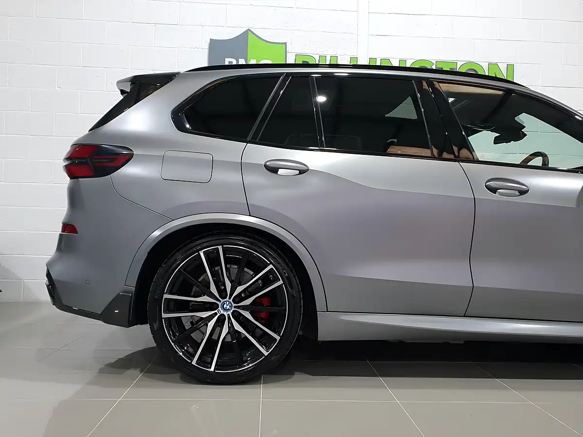 Used 2023 BMW X5 M Sport Grey - Interior and Exterior details 16