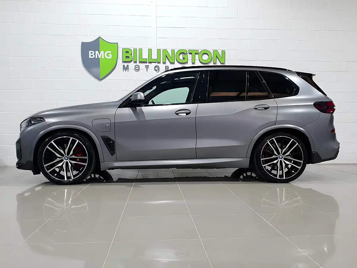 Used 2023 BMW X5 M Sport Grey - Interior and Exterior details 4