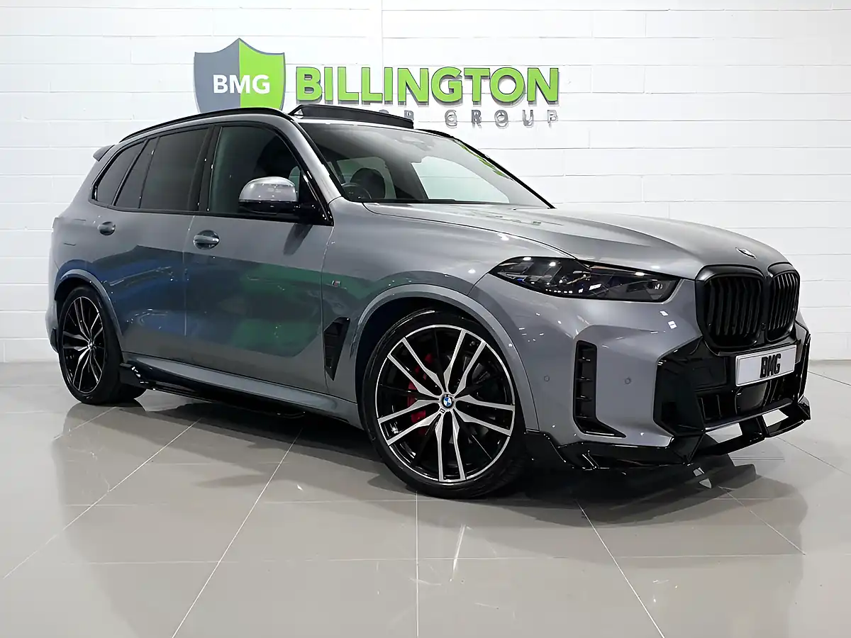 Used 2023 BMW X5 M Sport Grey - Front View
