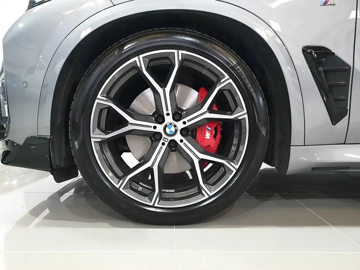 Used 2023 BMW X5 M Sport Skyscraper Grey - Interior and Exterior details 14