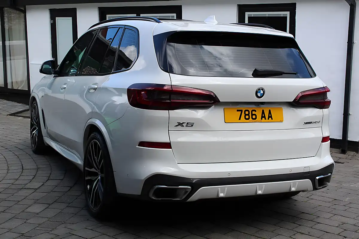 Used 2023 BMW X5 M Sport White - Interior and Exterior details 6