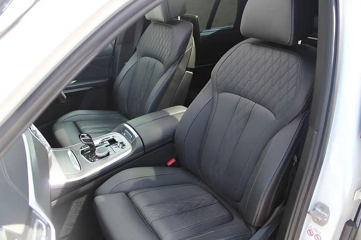 Used 2023 BMW X5 M Sport White - Interior and Exterior details 8