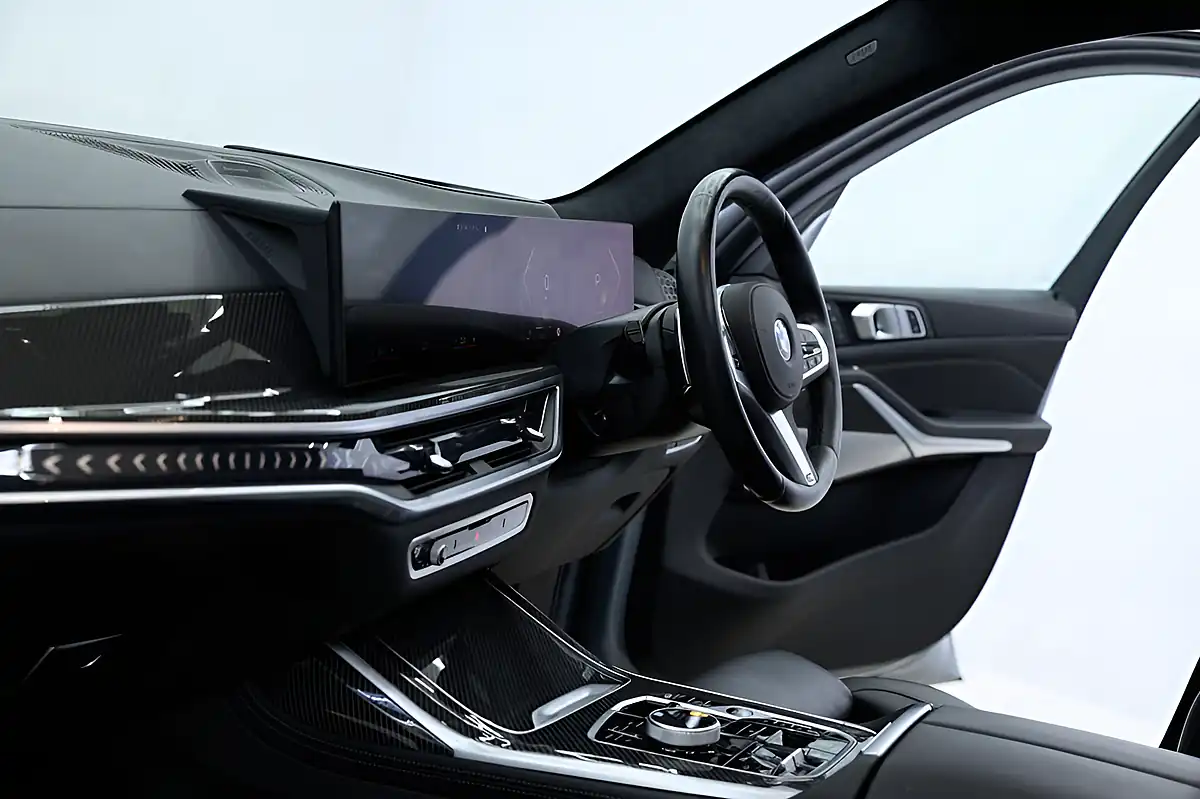 Used 2023 BMW X7 M Sport Grey - Interior and Exterior details 16