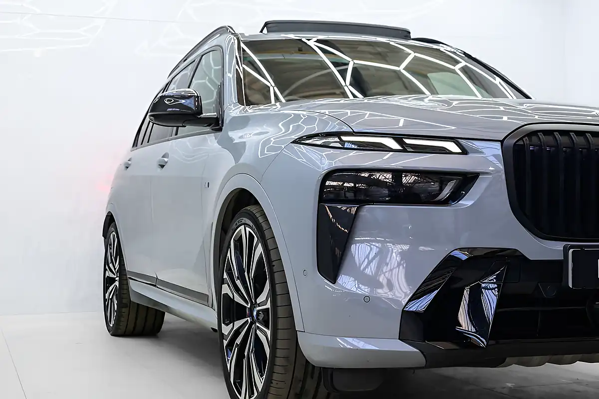 Used 2023 BMW X7 M Sport Grey - Interior and Exterior details 9