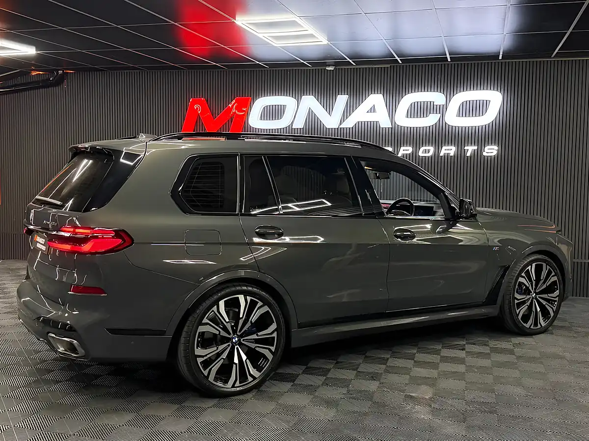 Used 2023 BMW X7 M Sport Grey - Interior and Exterior details 9