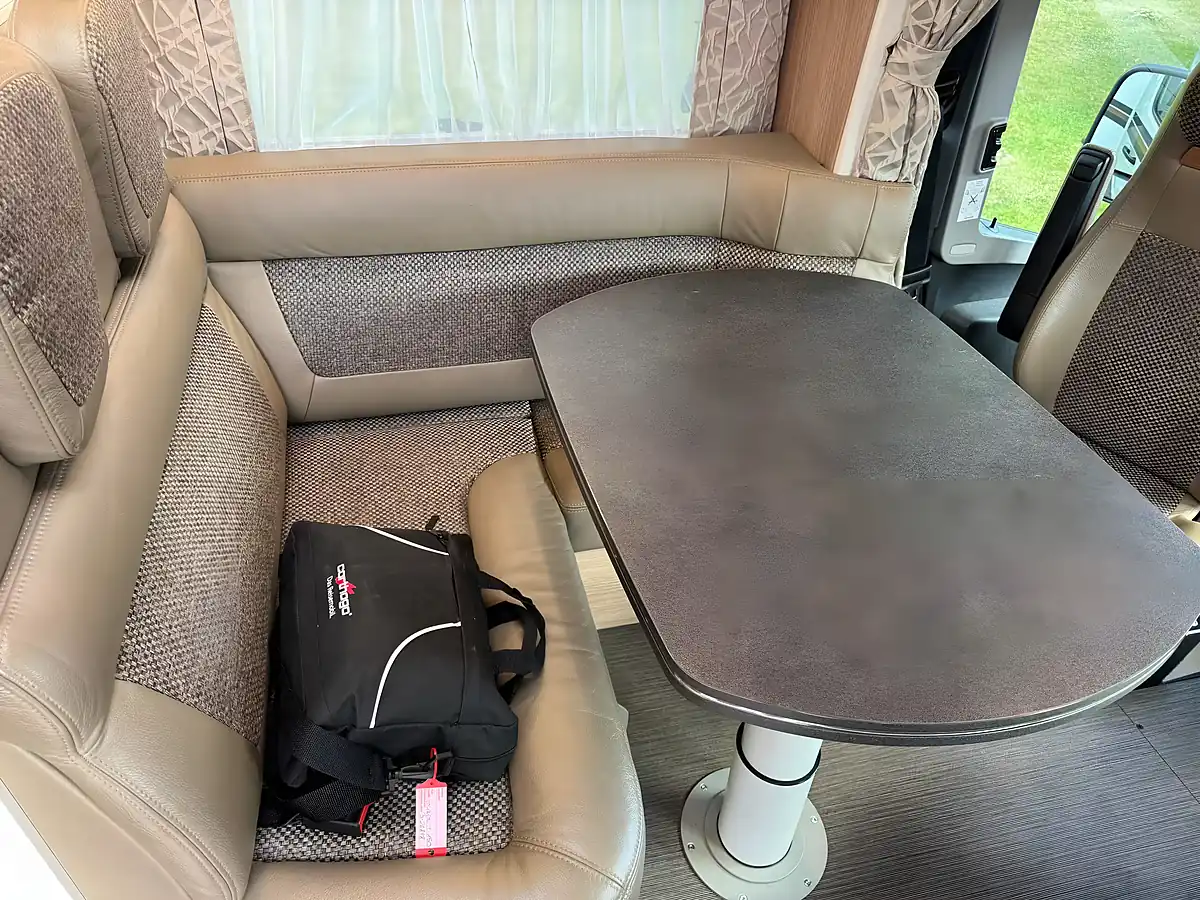 Used 2023 Carthago C-Tourer T150QB - Interior and Exterior details 11