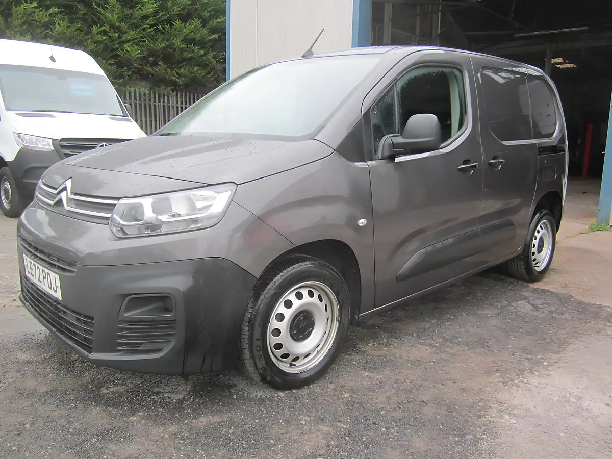 Used 2023 Citroen Berlingo 1000 En-Prise Ed Grey - Interior and Exterior details 3