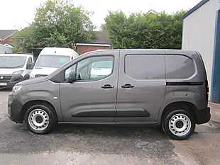 Used 2023 Citroen Berlingo 1000 En-Prise Ed Grey - Interior and Exterior details 4