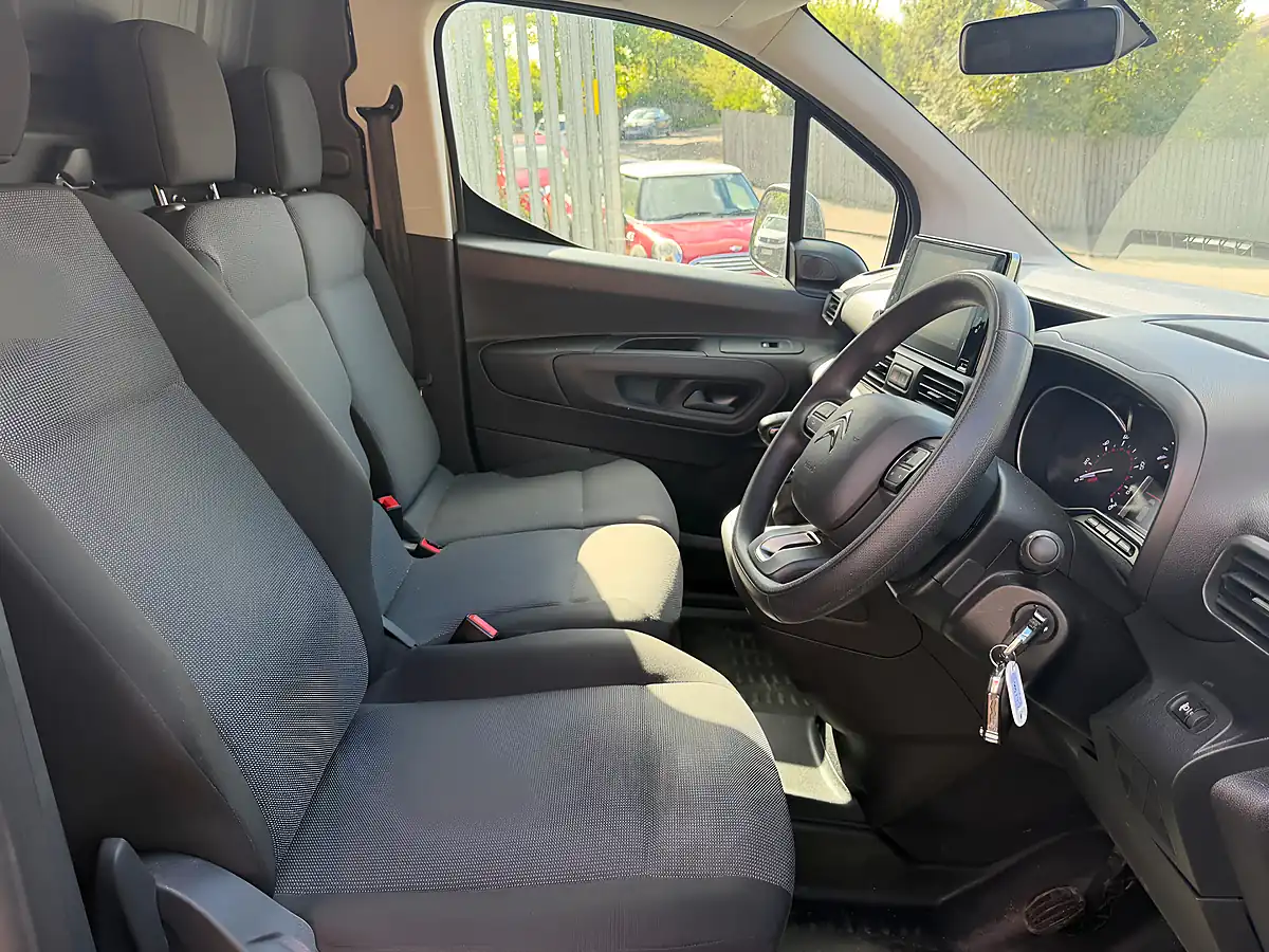 Used 2023 Citroen Berlingo Driver Edition M Grey - Interior and Exterior details 6