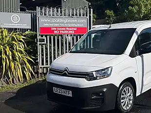Used 2023 Citroen Berlingo Driver Edition Xl White - Interior and Exterior details 20