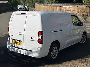 Used 2023 Citroen Berlingo Driver Edition Xl White - Interior and Exterior details 4